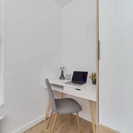 Na Grobli Riverside & Free Garage By Renters ヴロツワフ